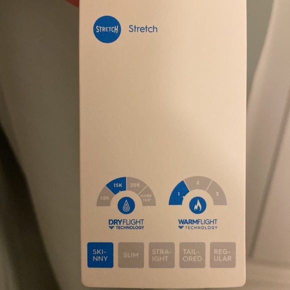 Roxy snowbib - Picture 7 of 7